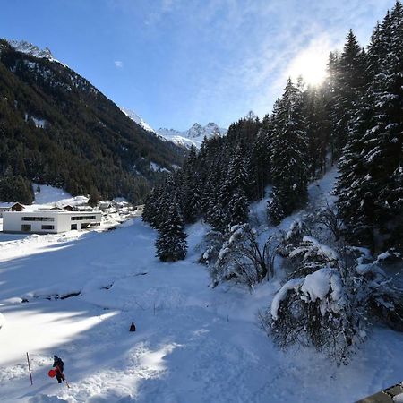 Haus Hubertus Apartment Sankt Leonhard im Pitztal Exterior photo